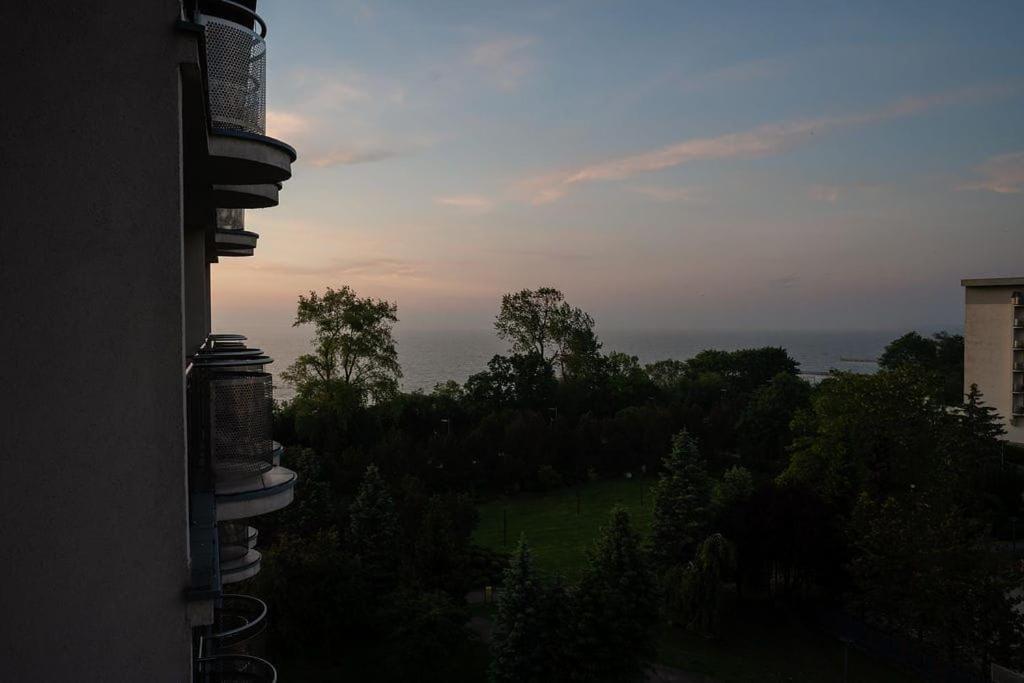 Apartament Ania Z Widokiem Na Morze W Hotelu Arka Колобжег Экстерьер фото