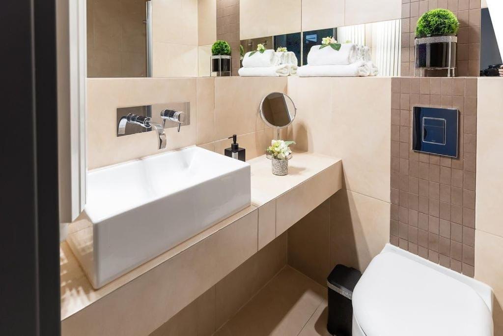 Apartament Ania Z Widokiem Na Morze W Hotelu Arka Колобжег Экстерьер фото